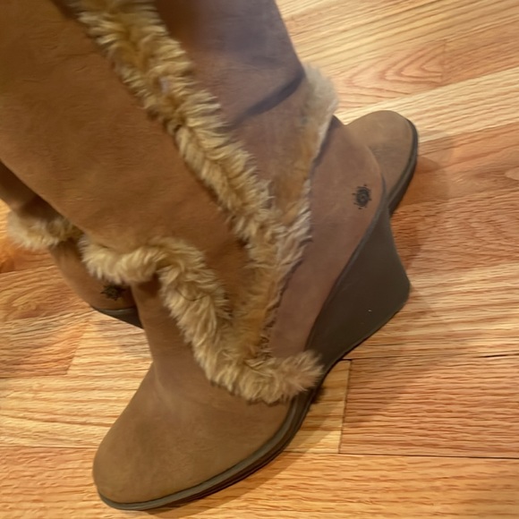 Like NEW RUFFHEWN tan/brownish fuzzy furry brown tall wedge boots sz 6.5 DENMARK - Picture 11 of 15